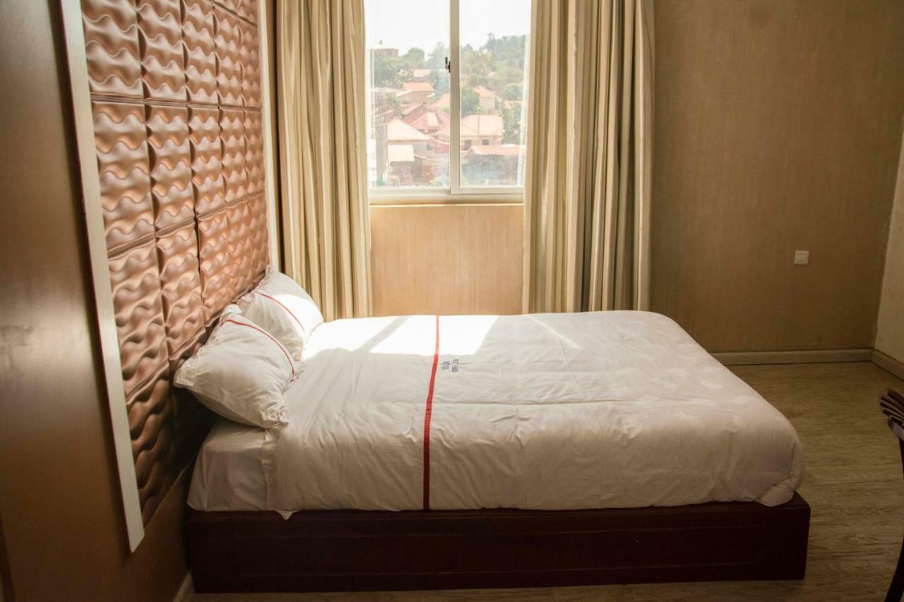 Freedom City Hotel Najjanankumbi Kamapala Kampala Ngoại thất bức ảnh